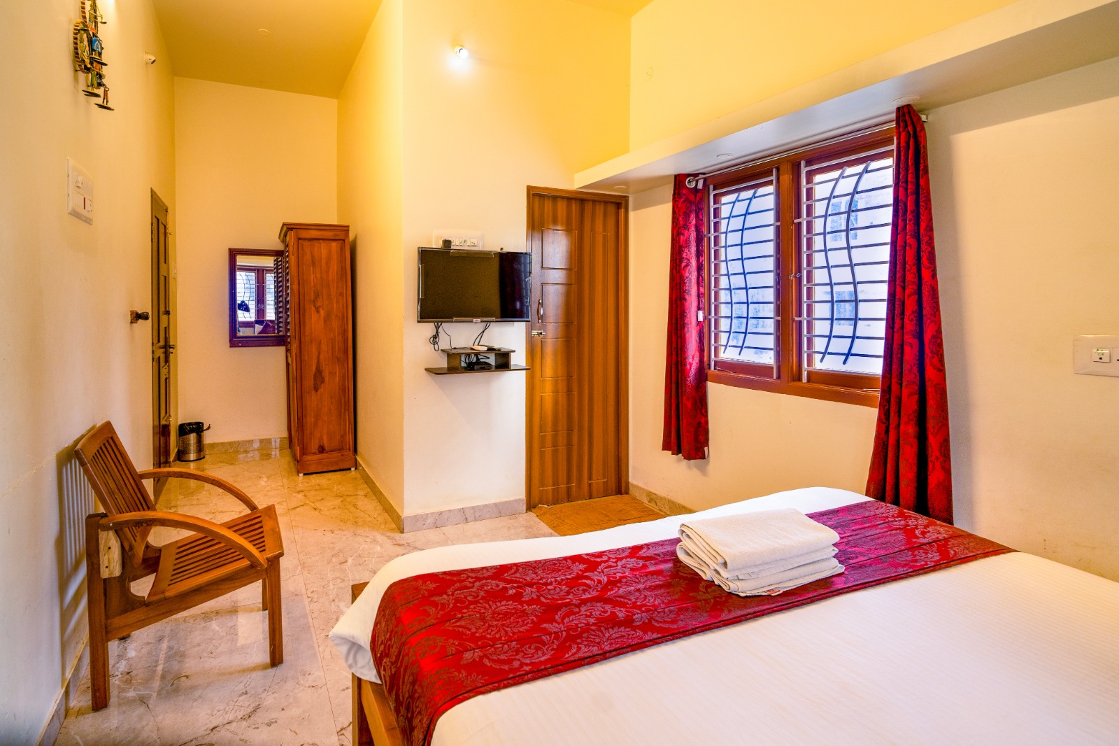 Deluxe Double Bed AC (2nd Floor, No Lift)