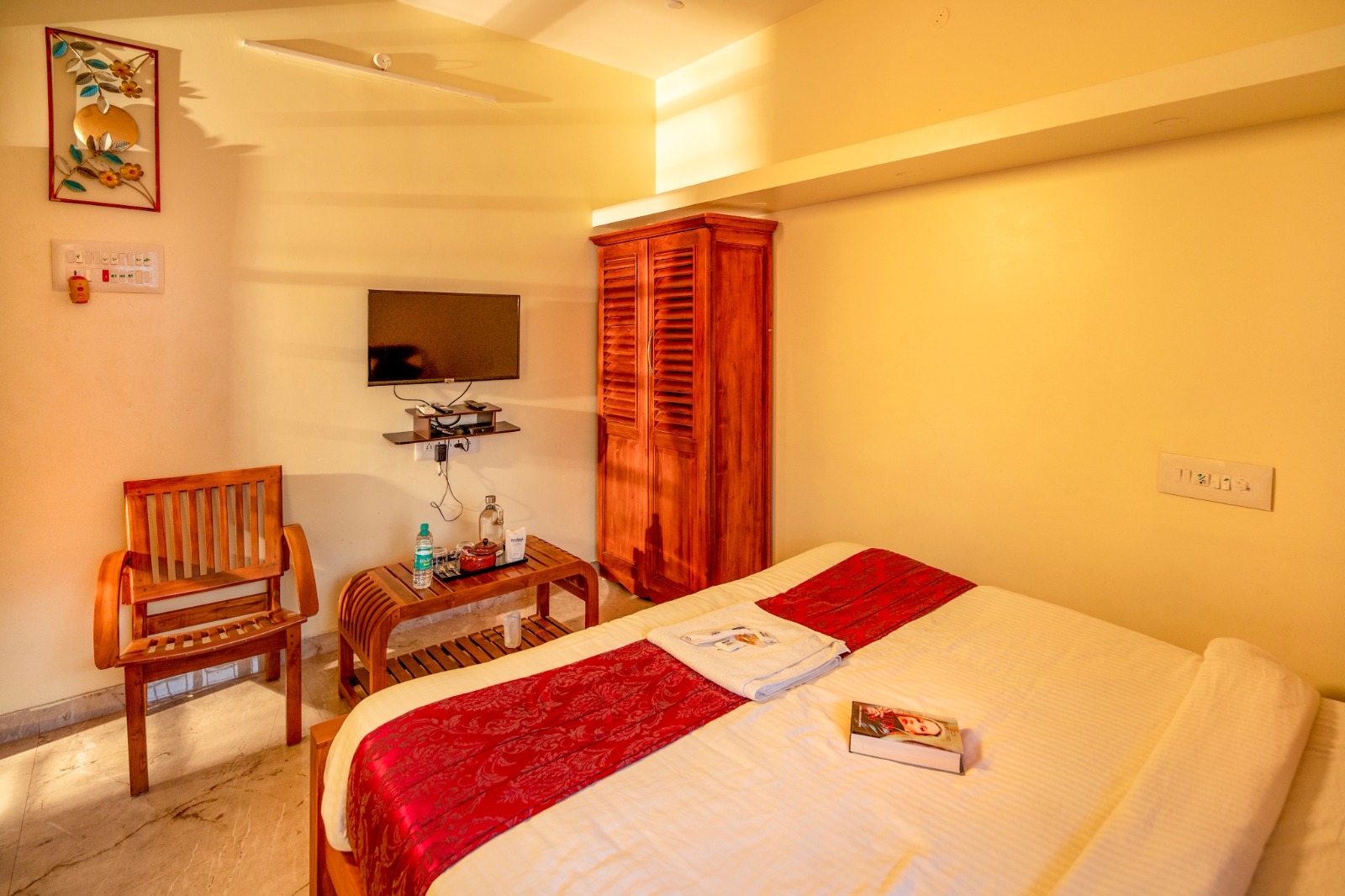 Deluxe Double Bed AC (Ground Floor)